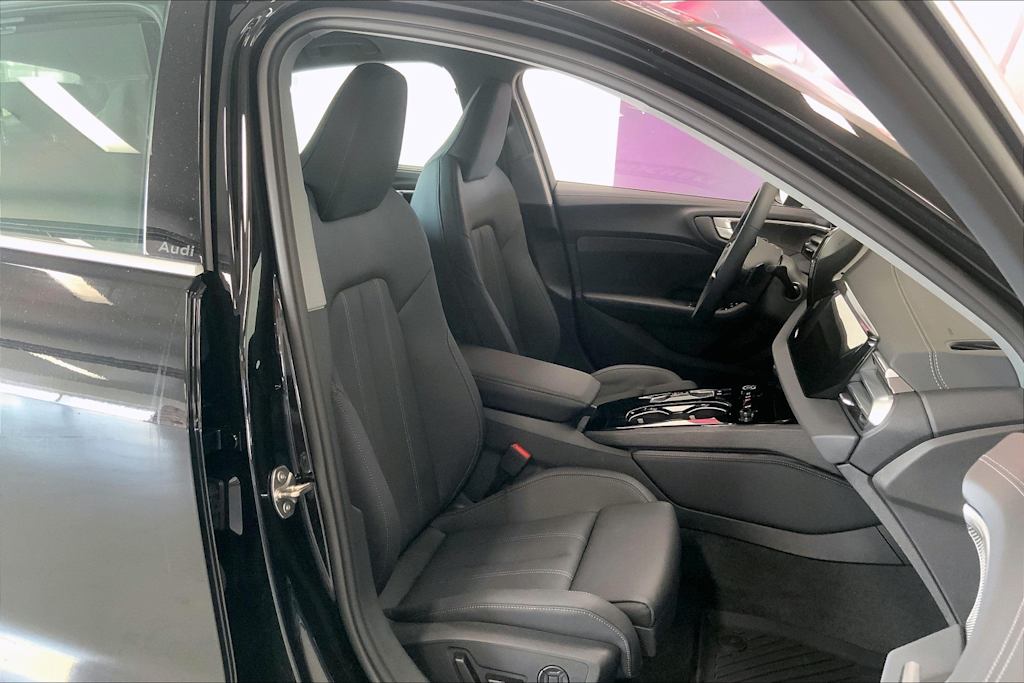 Thumbnail: 2025 Audi A5 - 11