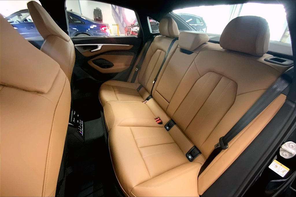 Thumbnail: 2026 Audi A6 - 28