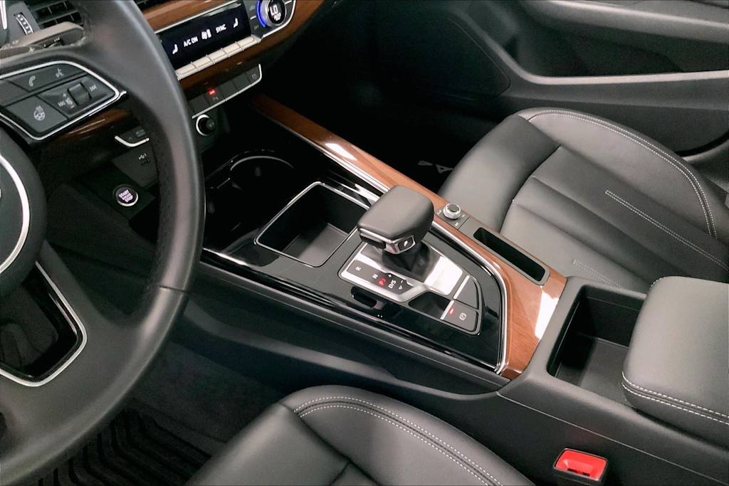 Thumbnail: 2023 Audi A4 - 15