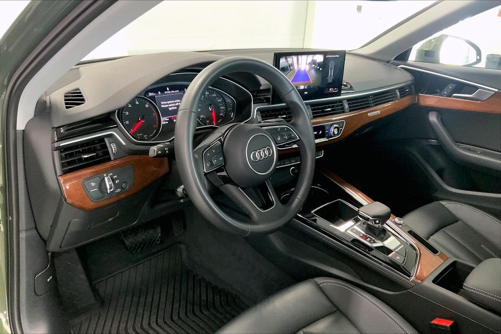 Thumbnail: 2023 Audi A4 - 2