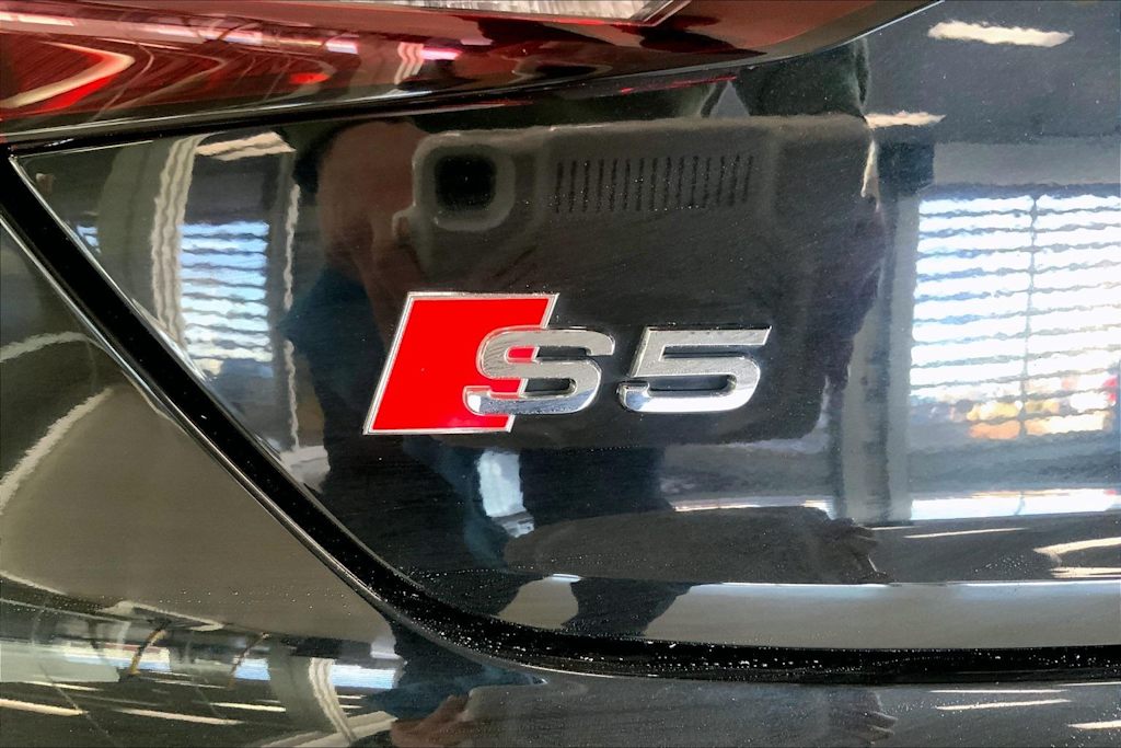 Thumbnail: 2023 Audi S5 - 6