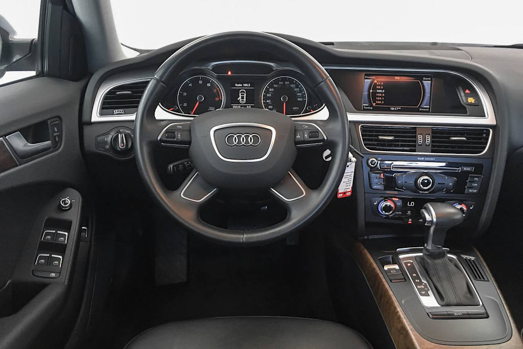 Thumbnail: 2015 Audi A4 - 2