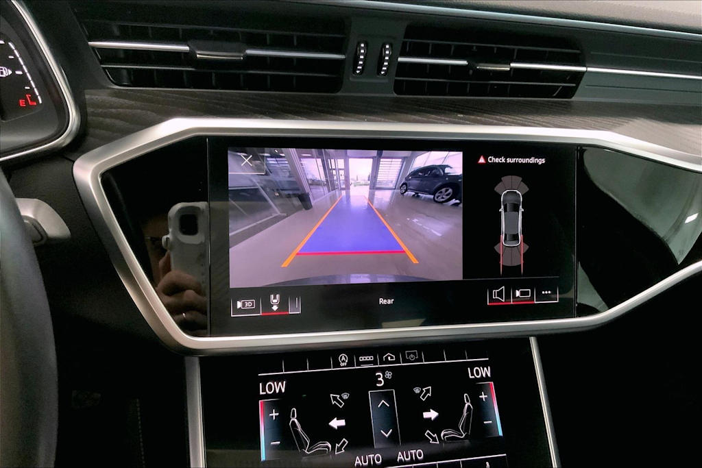 Thumbnail: 2021 Audi A6 - 14