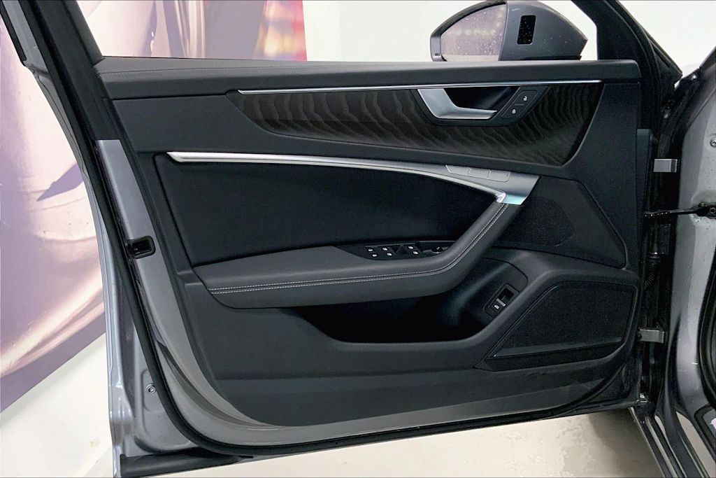 Thumbnail: 2021 Audi A6 - 24