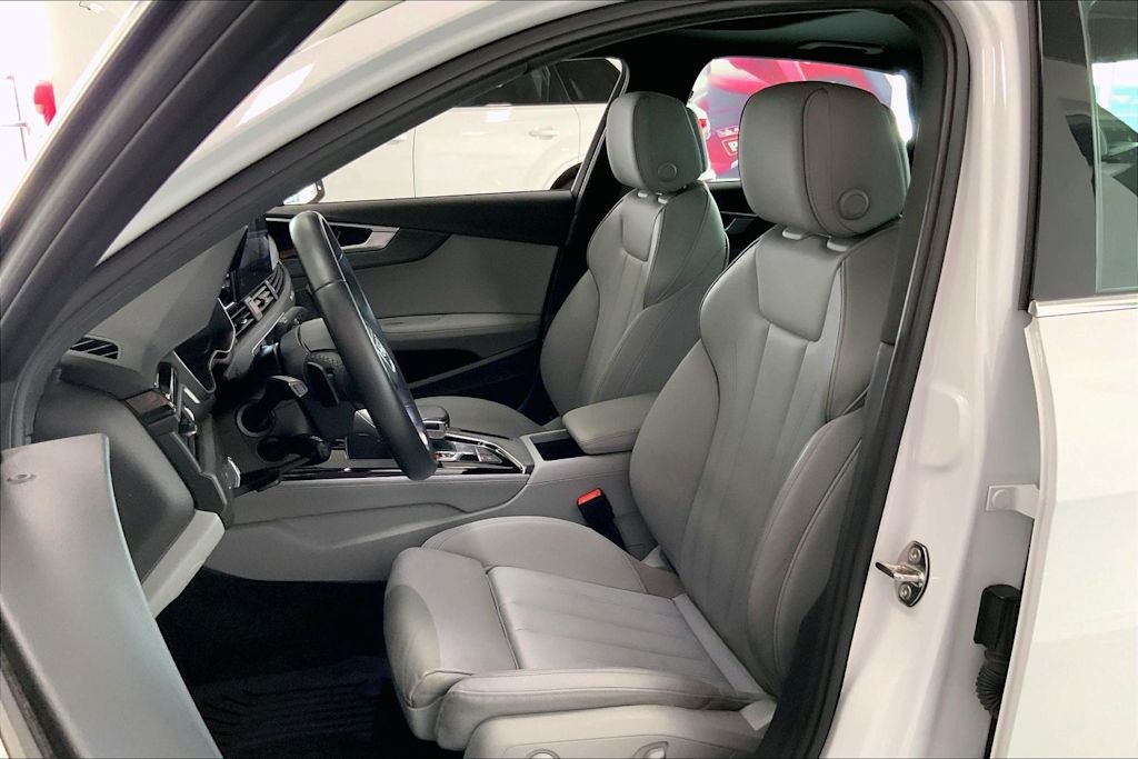 Thumbnail: 2021 Audi A4 - 10