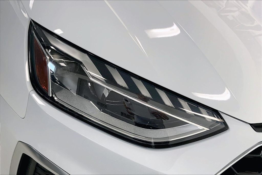 Thumbnail: 2021 Audi A4 - 29