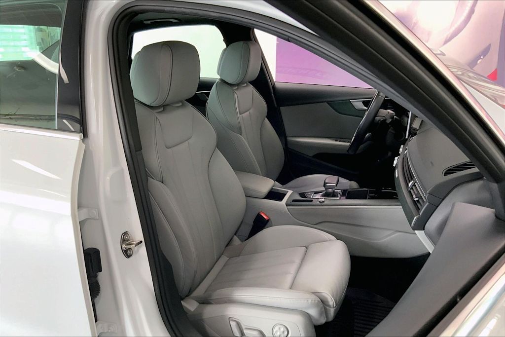 Thumbnail: 2021 Audi A4 - 11