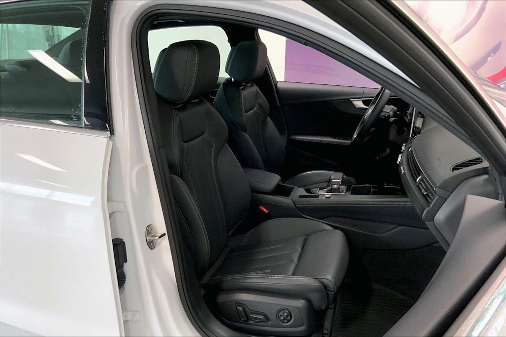 Thumbnail: 2023 Audi A4 - 11