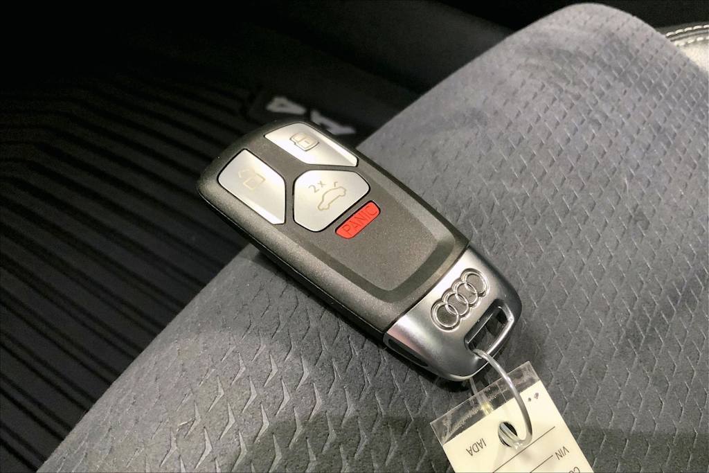 Thumbnail: 2023 Audi A4 - 18