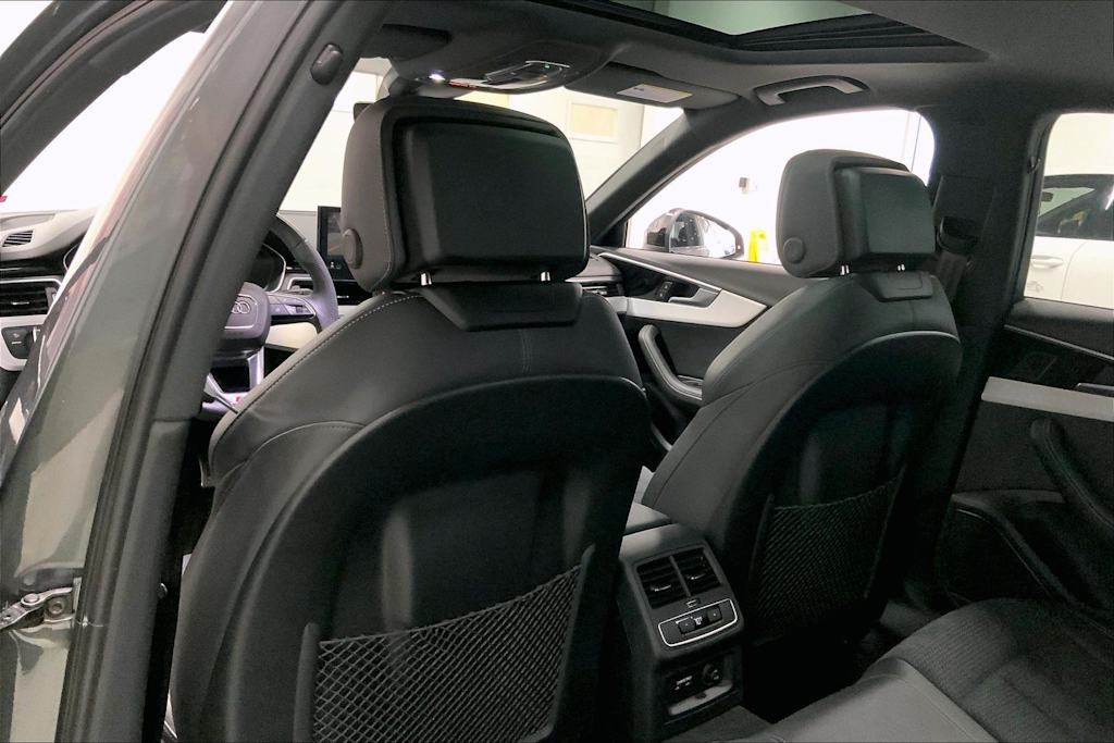 Thumbnail: 2023 Audi A4 - 11