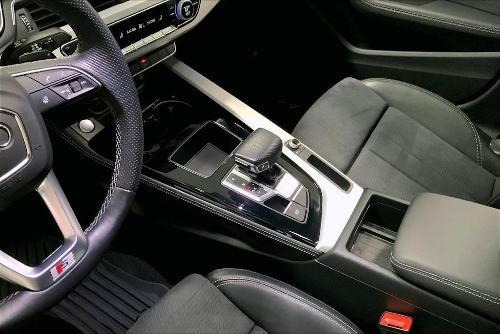 Thumbnail: 2023 Audi A4 - 15