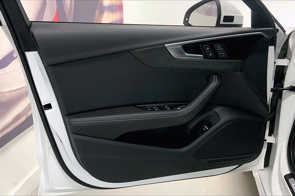 Thumbnail: 2021 Audi A4 - 25