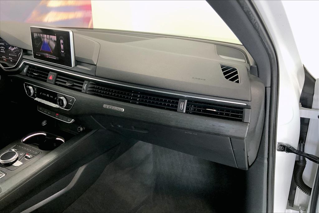 Thumbnail: 2017 Audi A4 - 22