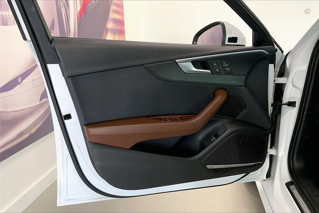 Thumbnail: 2017 Audi A4 - 25