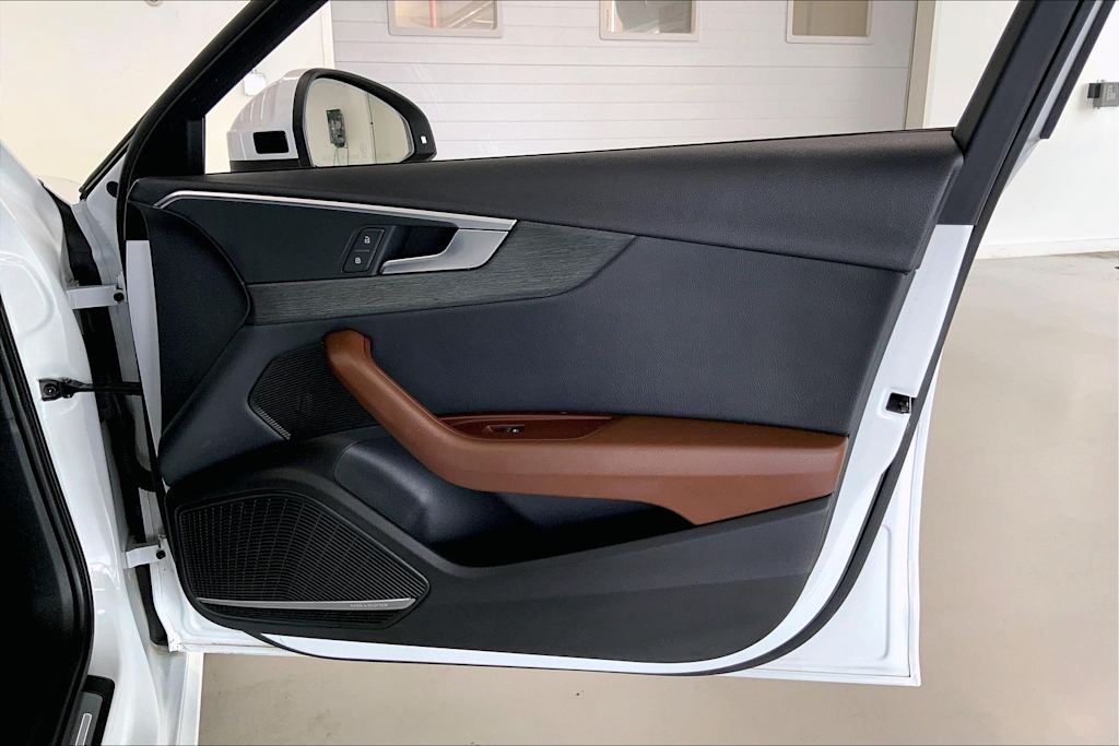 Thumbnail: 2017 Audi A4 - 26