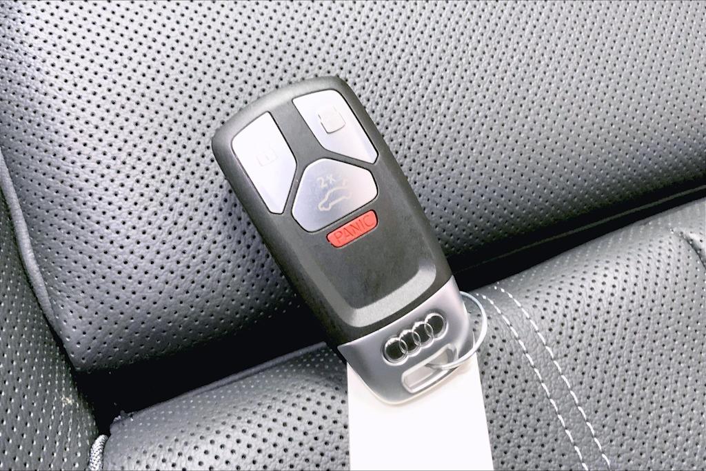 Thumbnail: 2020 Audi A4 - 19