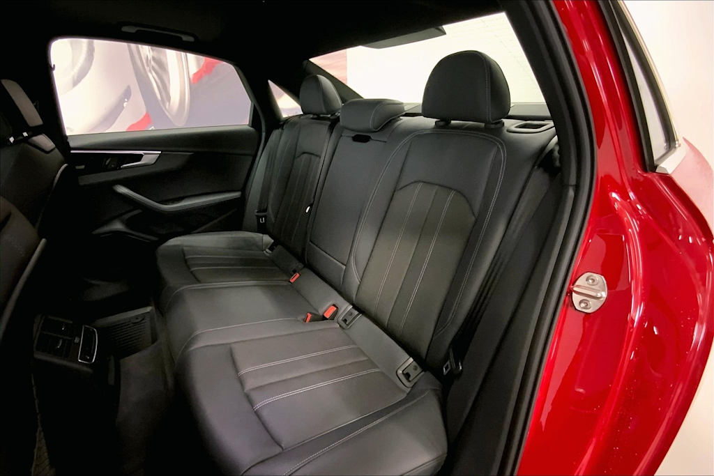 Thumbnail: 2020 Audi A4 - 29