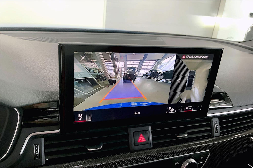 Thumbnail: 2020 Audi S5 - 14