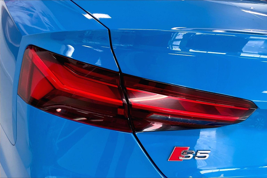 Thumbnail: 2020 Audi S5 - 29