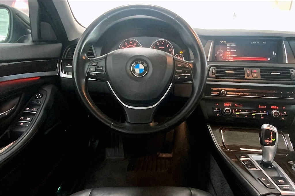Thumbnail: 2015 BMW 5 Series - 13