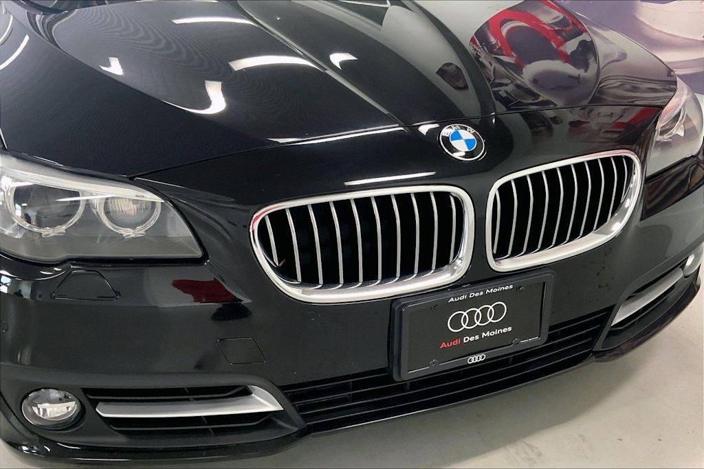 Thumbnail: 2015 BMW 5 Series - 7