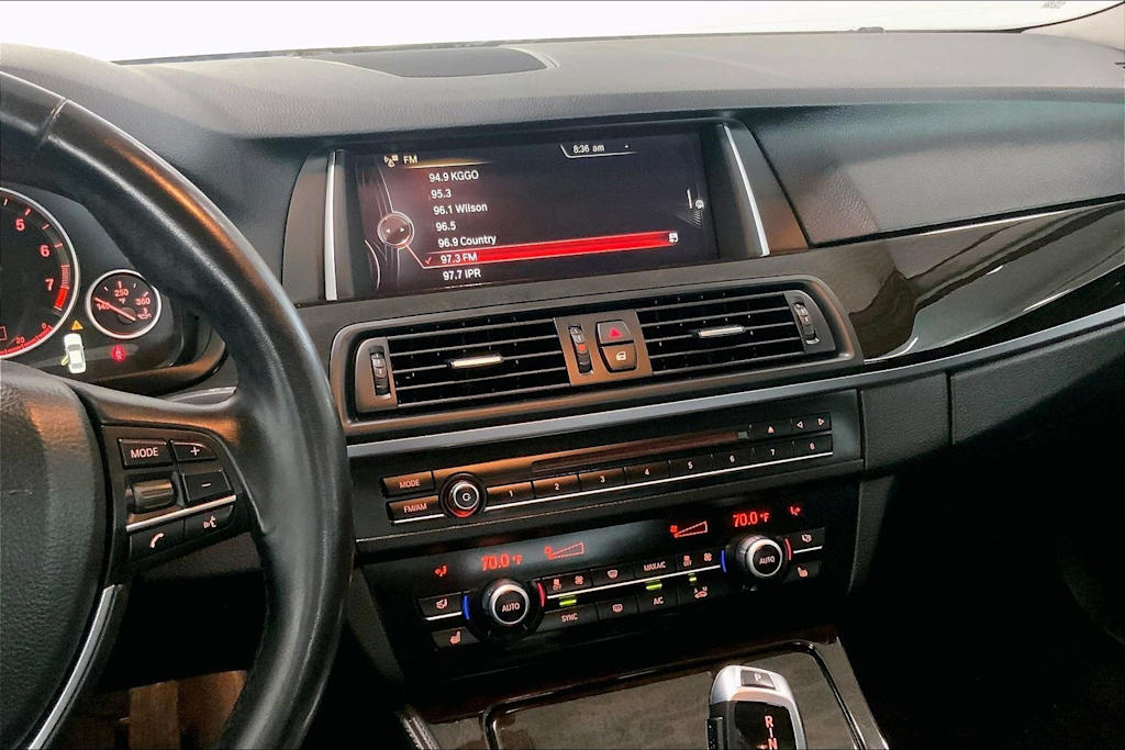 Thumbnail: 2015 BMW 5 Series - 14