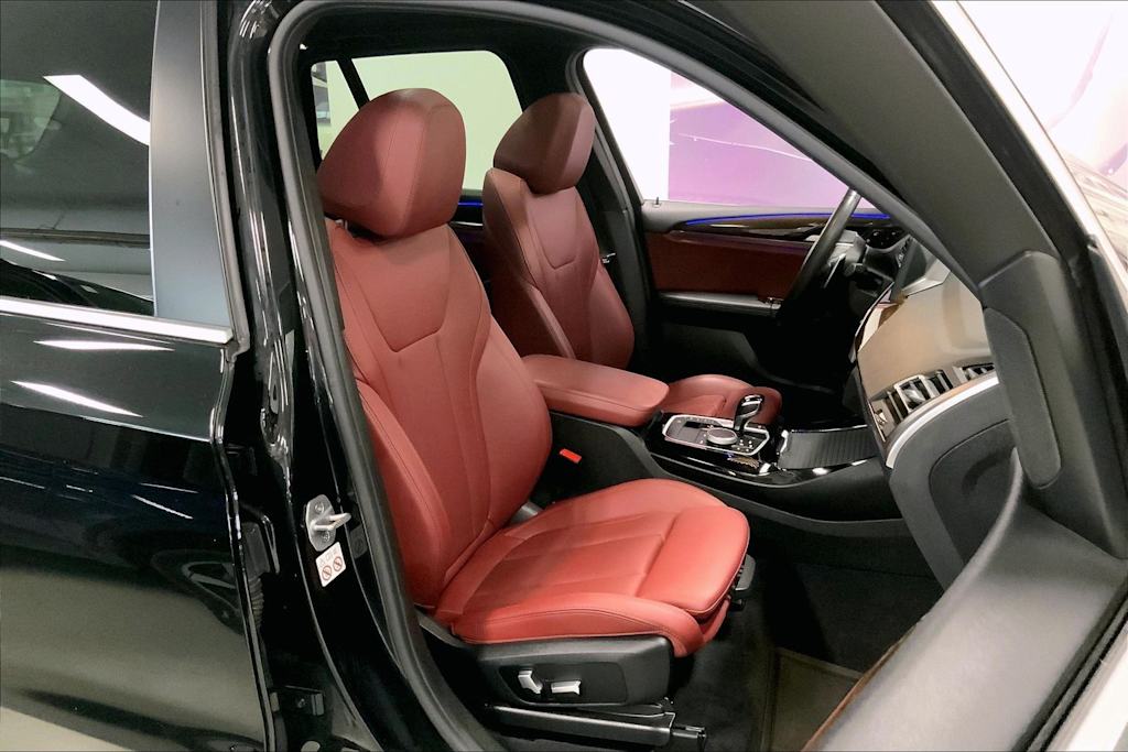 Thumbnail: 2022 BMW X3 - 10