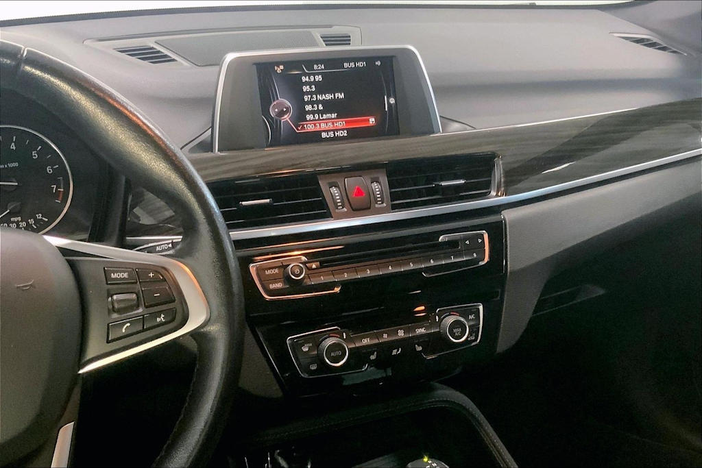 Thumbnail: 2016 BMW X1 - 14