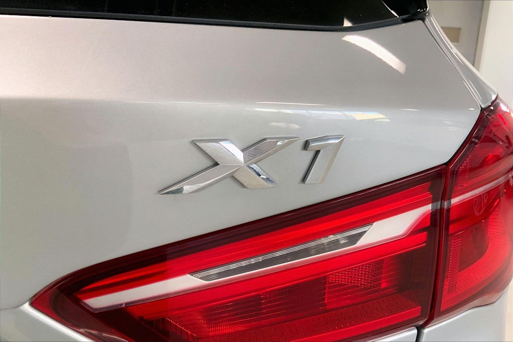 Thumbnail: 2016 BMW X1 - 20