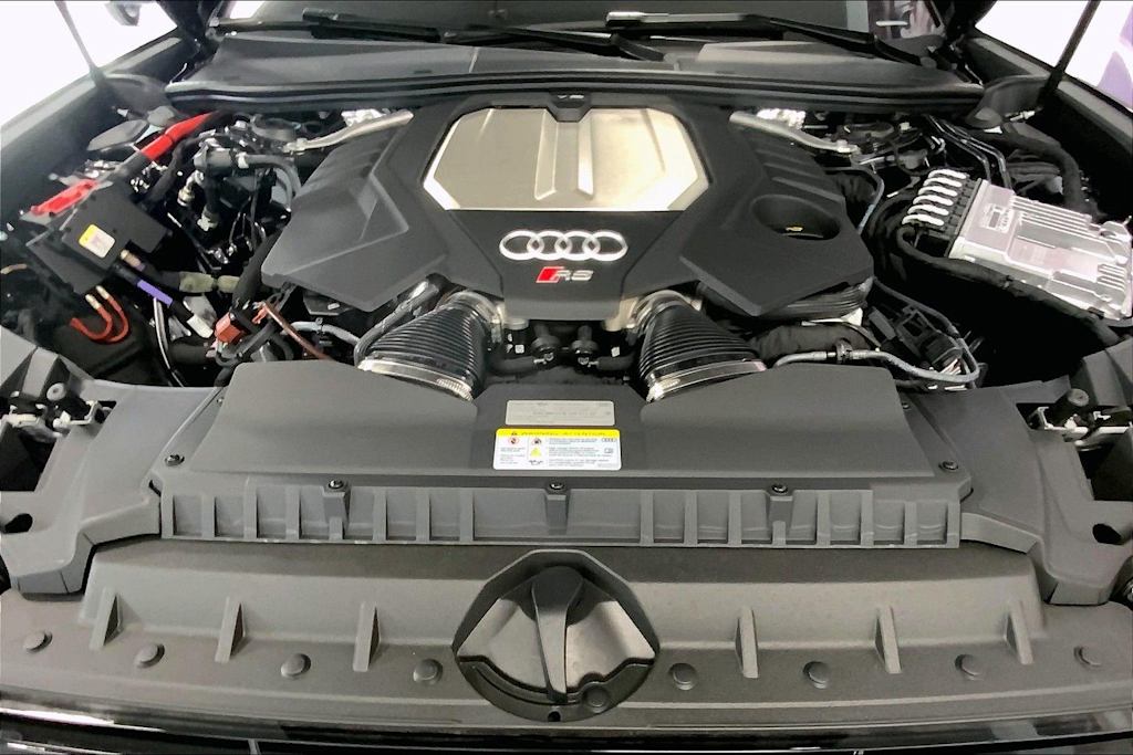 Thumbnail: 2026 Audi RS 6 - 9