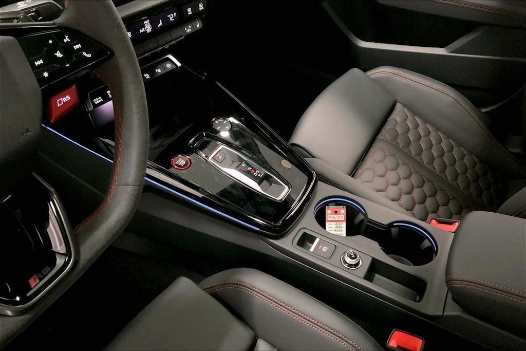 Thumbnail: 2026 Audi RS 3 - 15