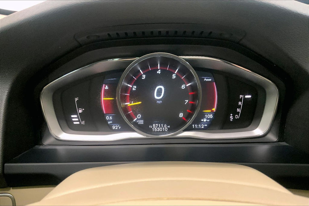 Thumbnail: 2016 Volvo S60 - 17