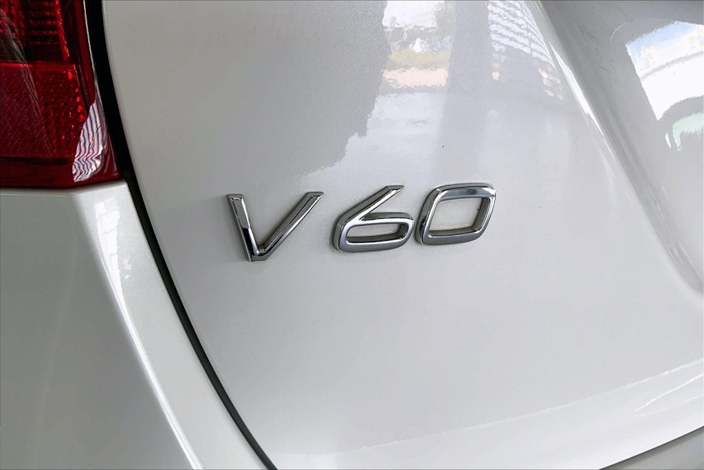 Thumbnail: 2018 Volvo V60 - 7