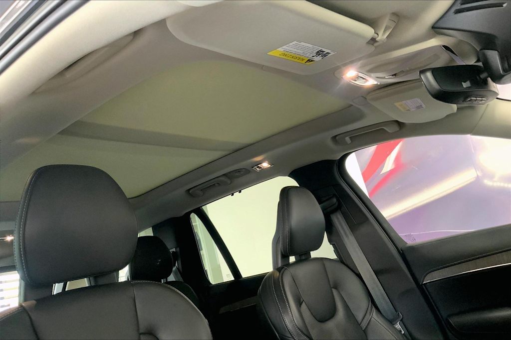 Thumbnail: 2021 Volvo XC90 - 30