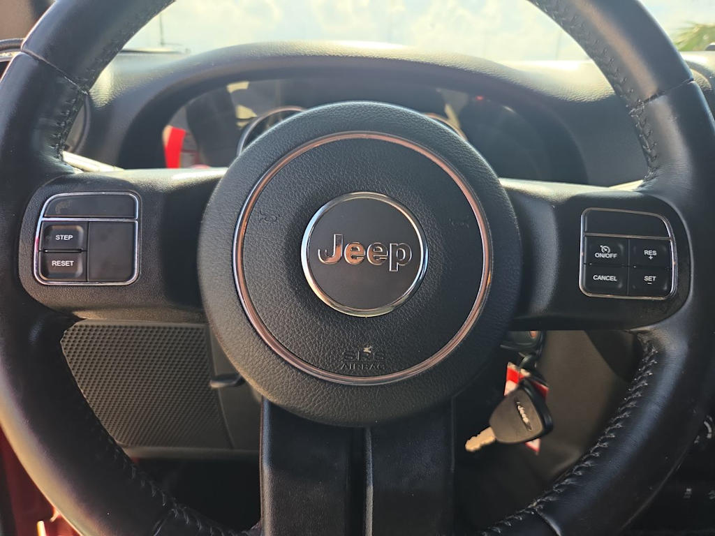 Thumbnail: 2015 Jeep Wrangler - 27