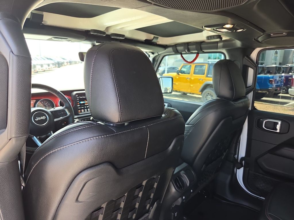 Thumbnail: 2020 Jeep Wrangler - 27