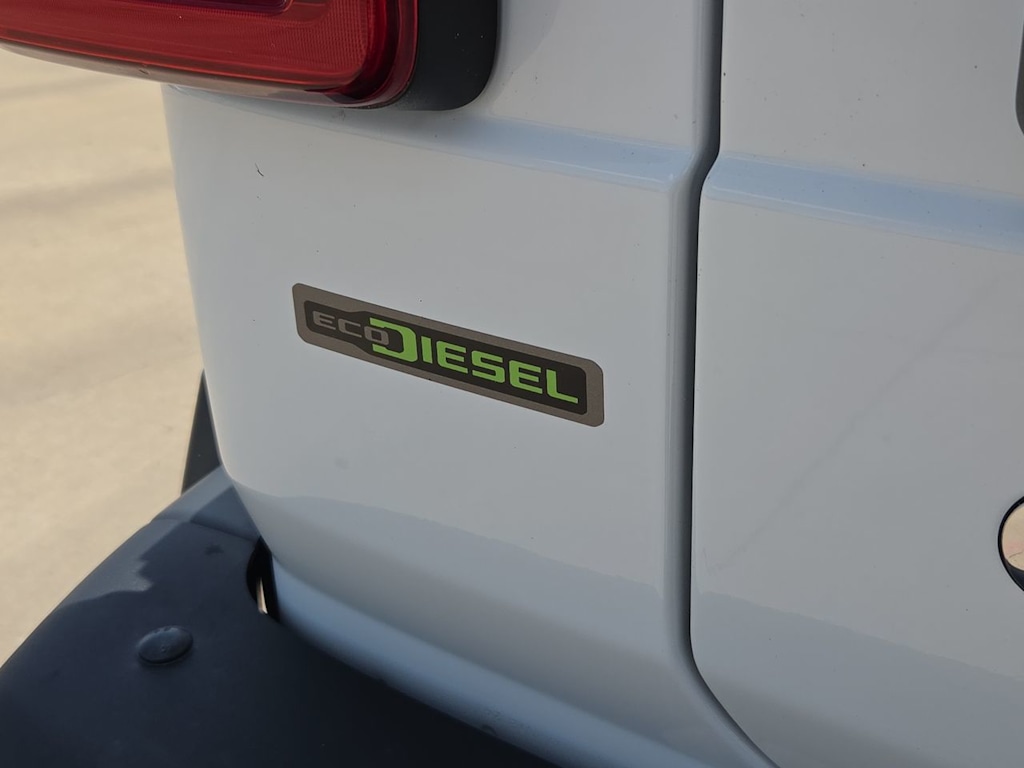 Thumbnail: 2020 Jeep Wrangler - 7