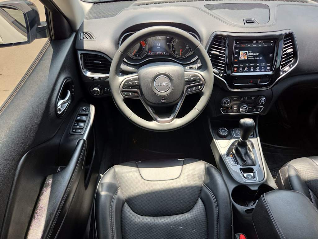 Thumbnail: 2022 Jeep Cherokee - 10