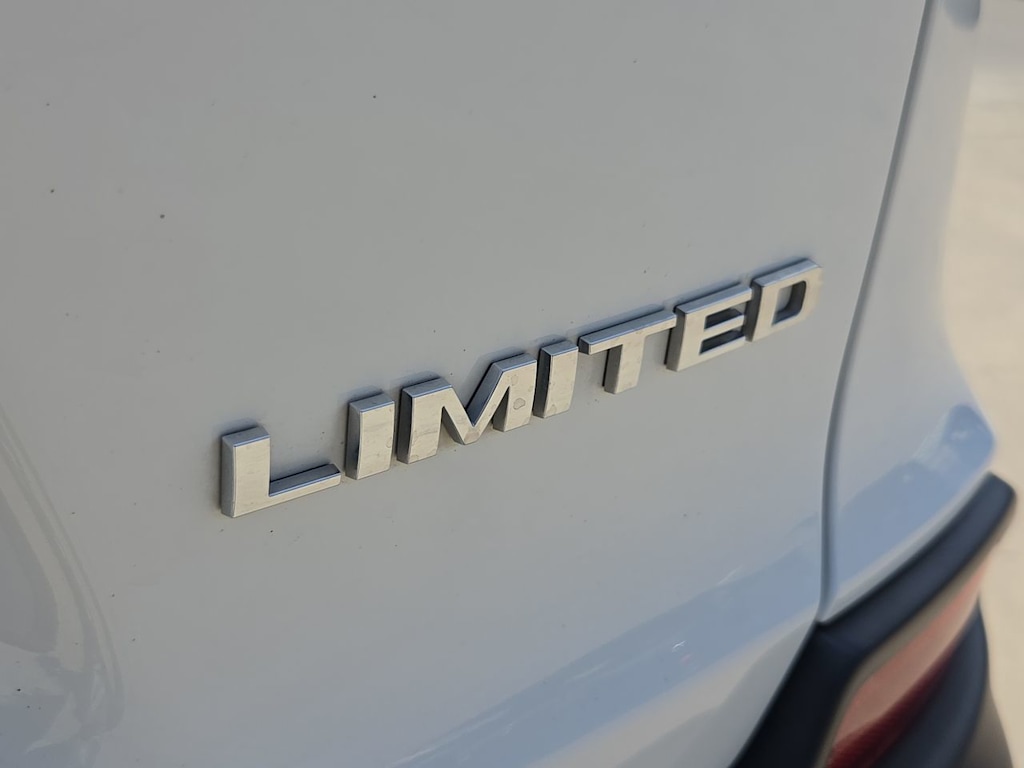 Thumbnail: 2022 Jeep Cherokee - 7