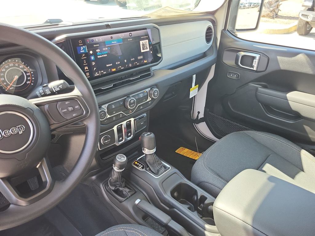 Thumbnail: 2026 Jeep Wrangler - 15