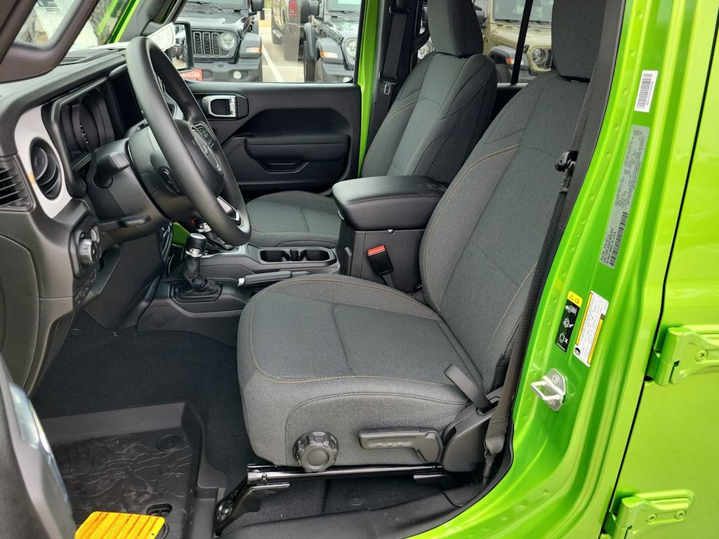 Thumbnail: 2026 Jeep Wrangler - 10