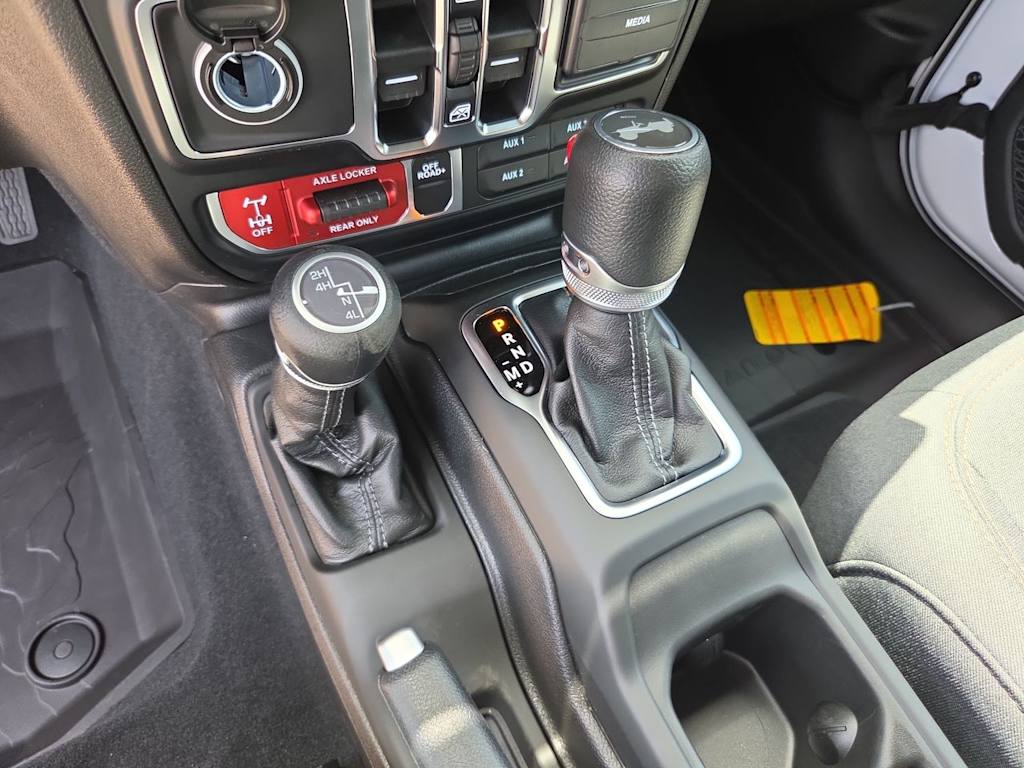 Thumbnail: 2026 Jeep Wrangler - 13