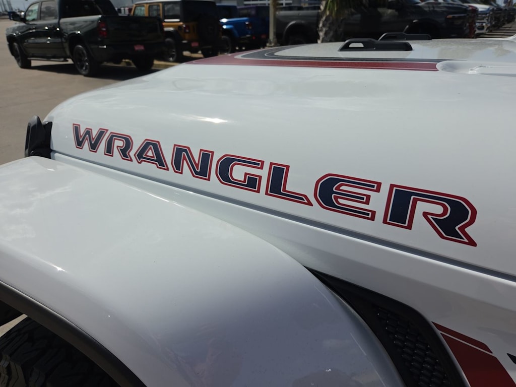 Thumbnail: 2026 Jeep Wrangler - 6