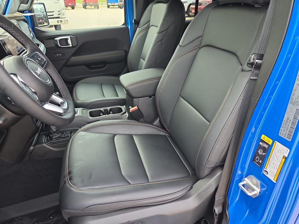 Thumbnail: 2026 Jeep Wrangler - 12