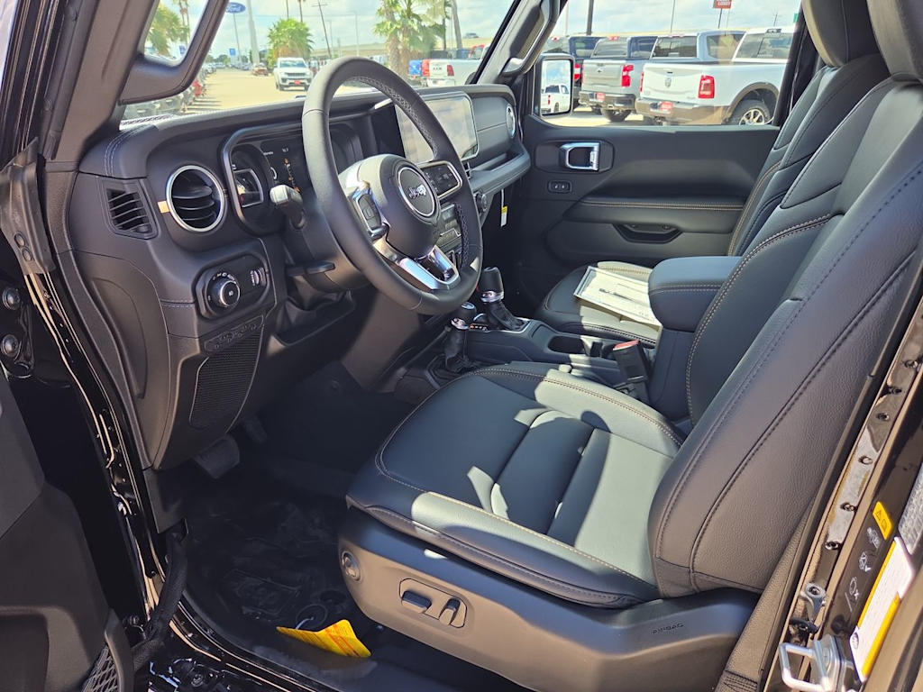 Thumbnail: 2026 Jeep Wrangler - 10