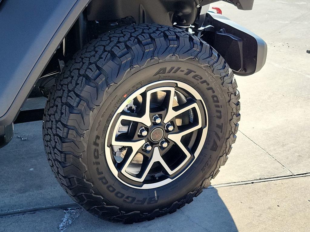 Thumbnail: 2026 Jeep Wrangler - 8