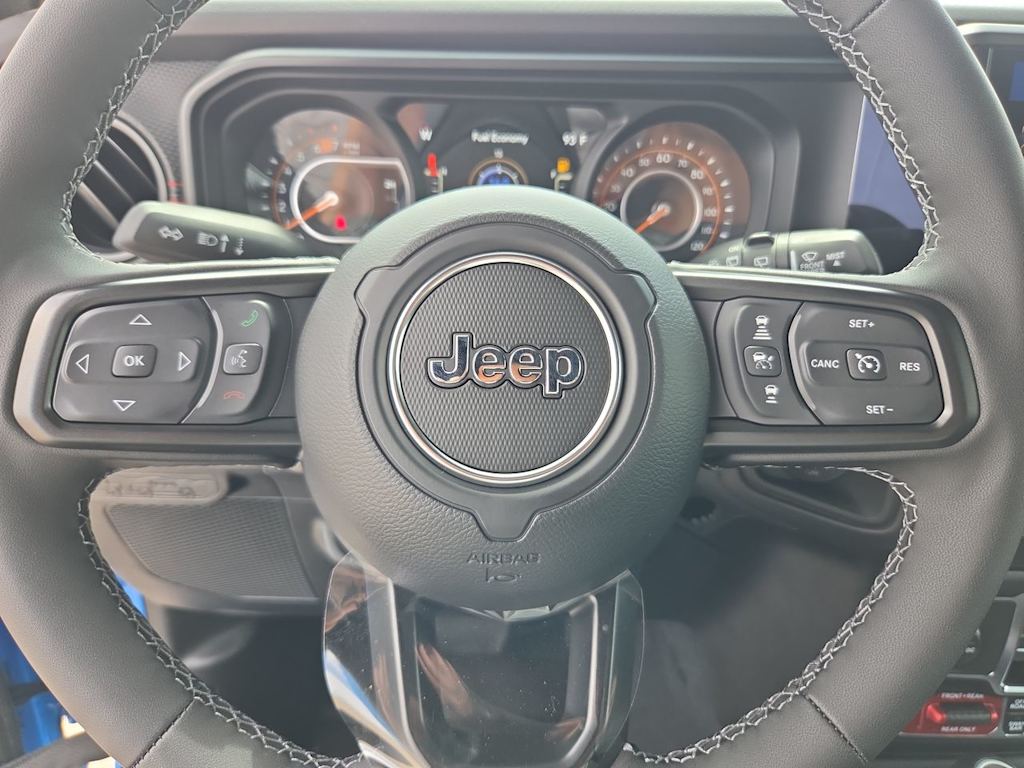 Thumbnail: 2026 Jeep Wrangler - 28