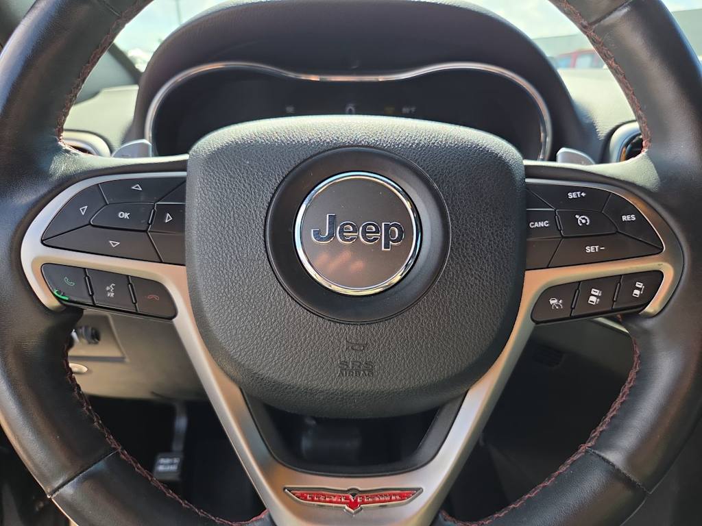 Thumbnail: 2018 Jeep Grand Cherokee - 29