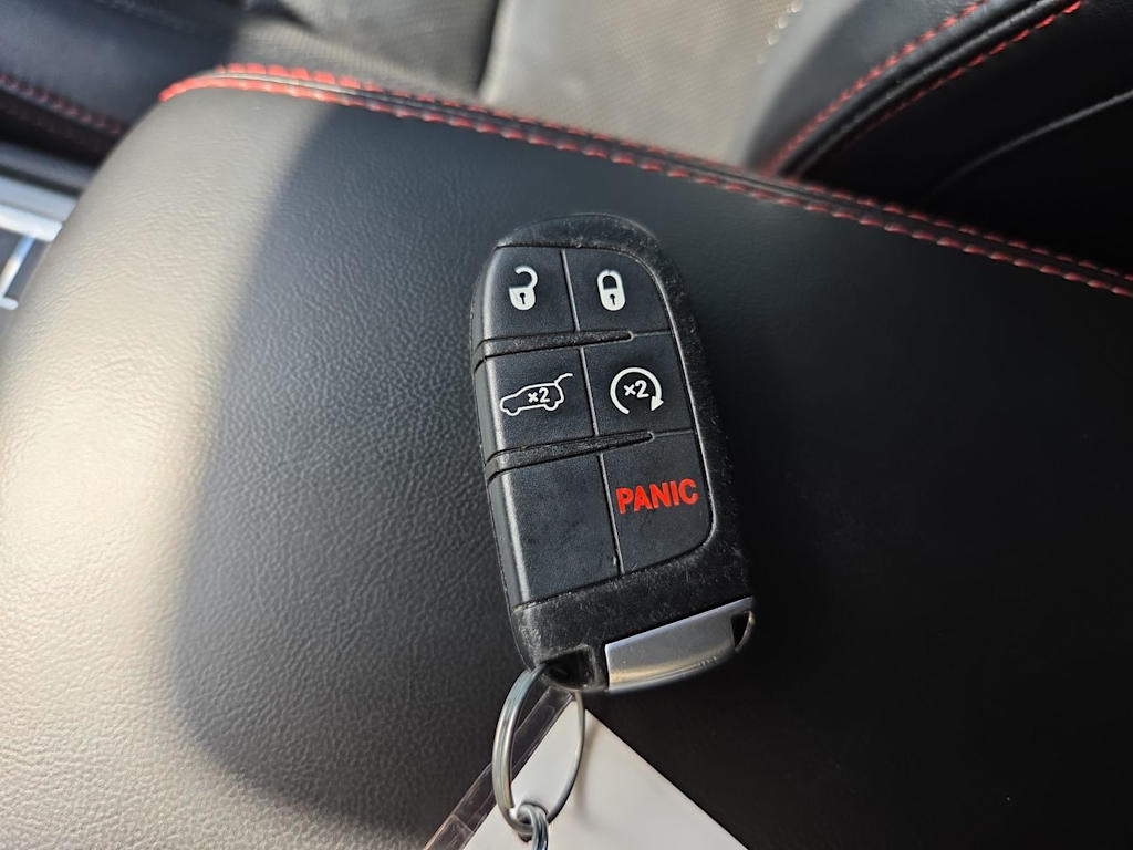 Thumbnail: 2018 Jeep Grand Cherokee - 18