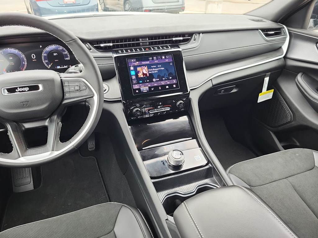 Thumbnail: 2025 Jeep Grand Cherokee - 15